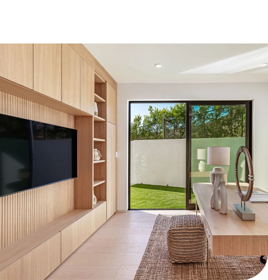 Arredamento in legno per lo studio